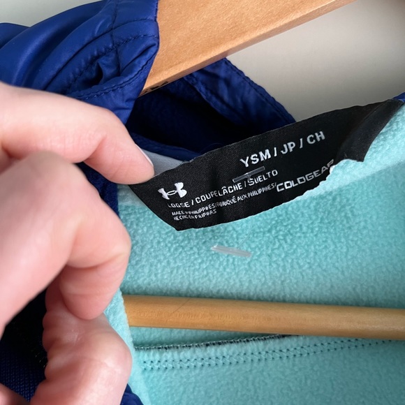 Girls Under Armor jacket - Picture 6 of 7